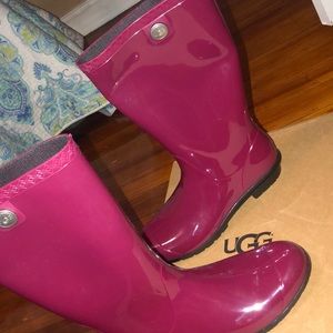 Ugg rain boots